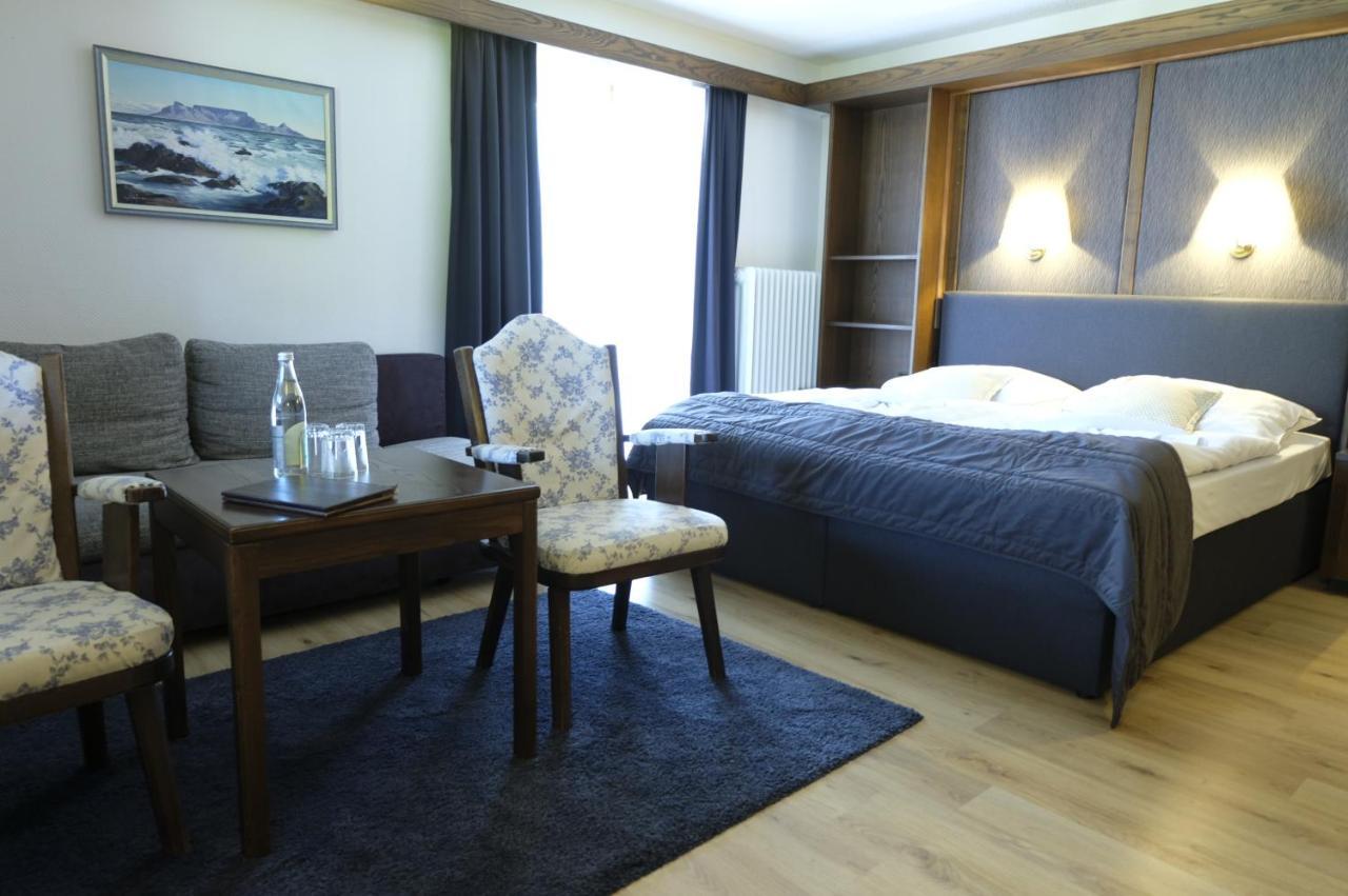 Hotel-Restaurant Zum Hirschhaus Inklusiv Chiemgaukarte ルーポルディング エクステリア 写真