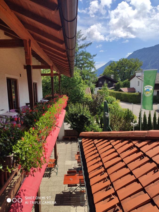 Hotel-Restaurant Zum Hirschhaus Inklusiv Chiemgaukarte ルーポルディング エクステリア 写真