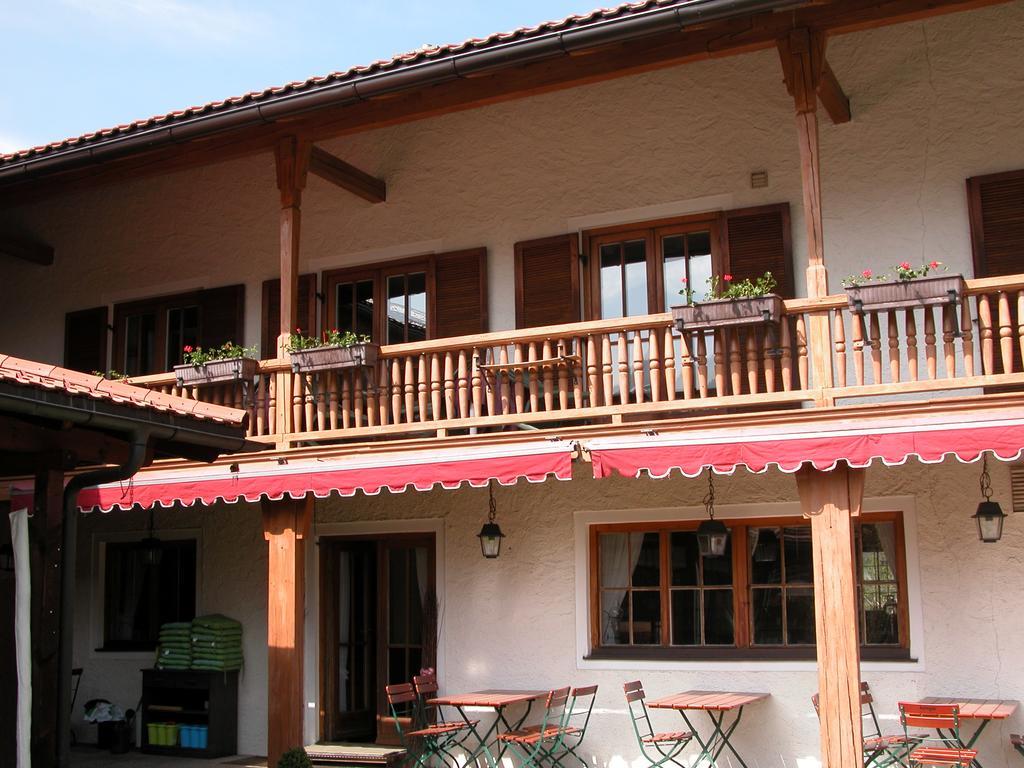 Hotel-Restaurant Zum Hirschhaus Inklusiv Chiemgaukarte ルーポルディング エクステリア 写真