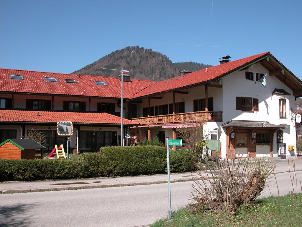 Hotel-Restaurant Zum Hirschhaus Inklusiv Chiemgaukarte ルーポルディング エクステリア 写真