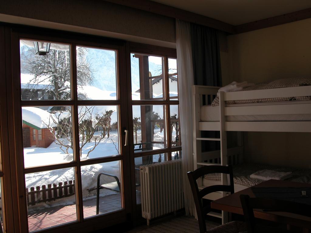 Hotel-Restaurant Zum Hirschhaus Inklusiv Chiemgaukarte ルーポルディング エクステリア 写真