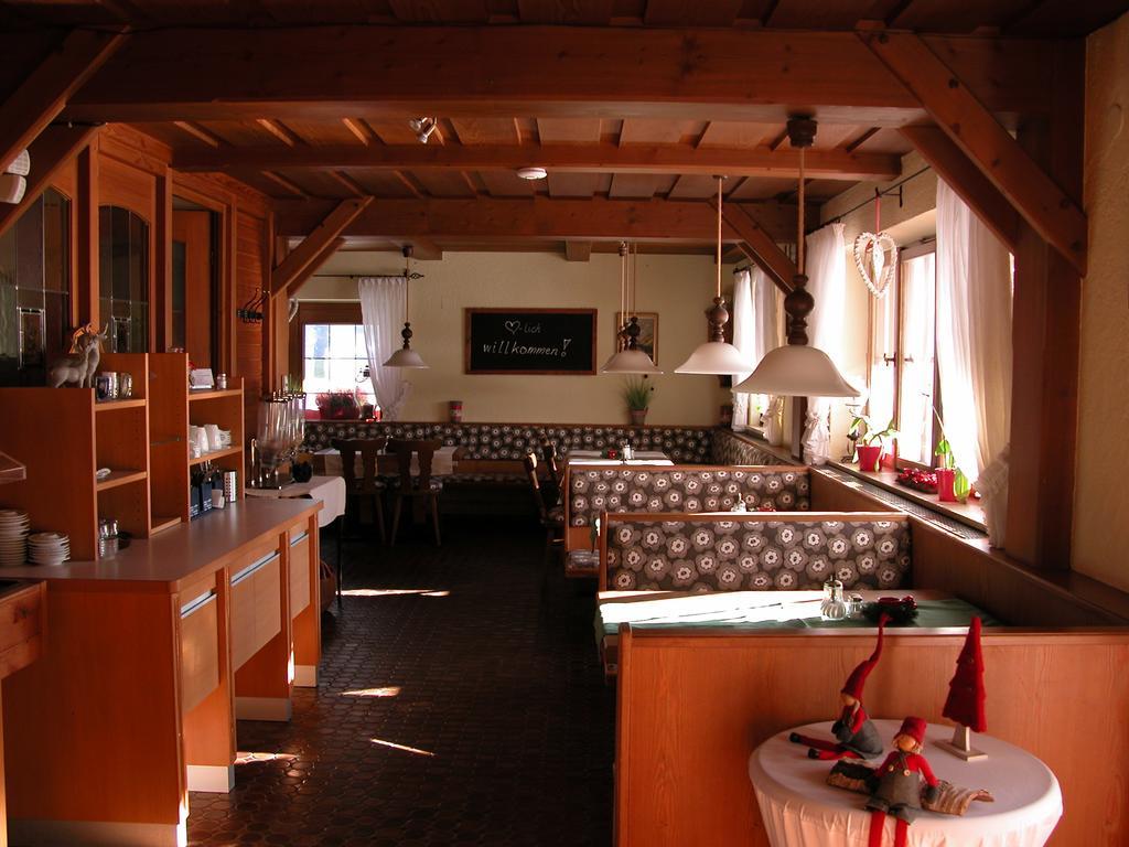 Hotel-Restaurant Zum Hirschhaus Inklusiv Chiemgaukarte ルーポルディング エクステリア 写真